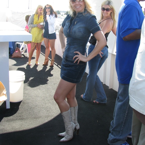 Destroy White Leather Cowboy Boots - Picture 2 of 8